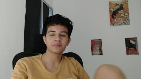 Snapshot of dahliarios chatting on 07.16.26 lorena online show from 07.16.26