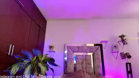 dahnia_cruz online show from 03.26.26