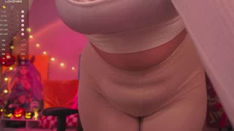 Cute DianaOnline mostly at 8pm-0000 am UK TimeTuesday and Wednesday off online show from 10.28.25