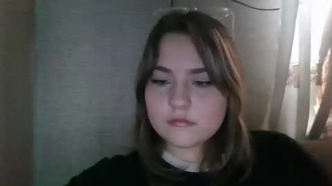 Snapshot of daiquiri_doll chatting on 12.14.25 daiquiri_doll online show from 12.14.25