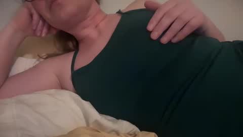 Mx Mommy Moo online show from 02.21.25