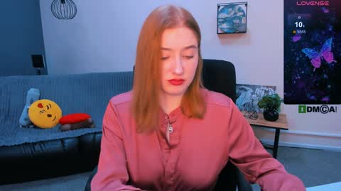 Snapshot of daisy_candy chatting on 12.23.24 Little Di online show from 12.23.24