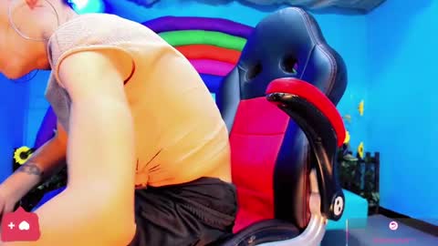 daisy_jonexxx22 online show from 04.07.26