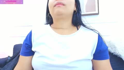 Daisy Price online show from 11.15.25