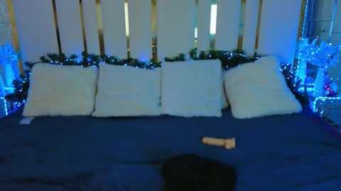 daisydelight_ online show from 01.05.26