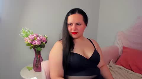 Snapshot of daisyharts chatting on 07.04.26 DaisyHarts online show from 07.04.26