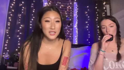 Daisy Kim online show from 02.17.25