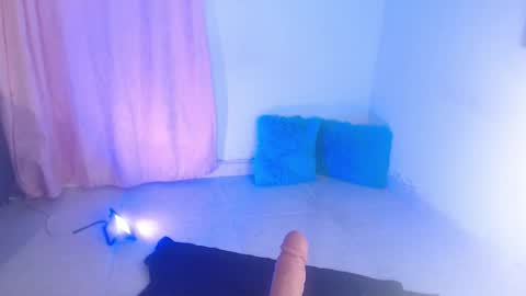 VALENTINA  online show from 11.01.25