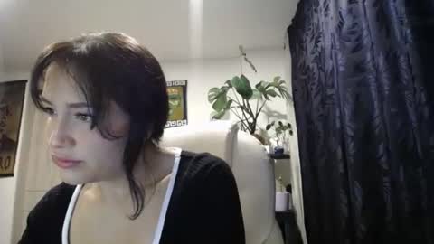 IG  dakotasofiaa online show from 01.21.25