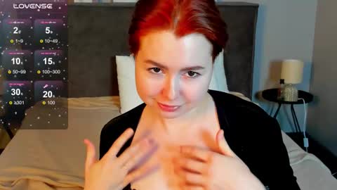 Snapshot of dakota_blazee chatting on 12.16.25 Dakota online show from 12.16.25