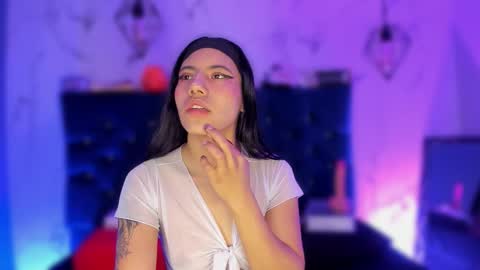 dakotaa_johnson online show from 11.15.25