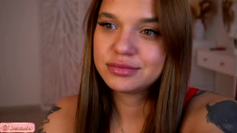 Snapshot of dakotasi chatting on 04.28.26 Dasha online show from 04.28.26
