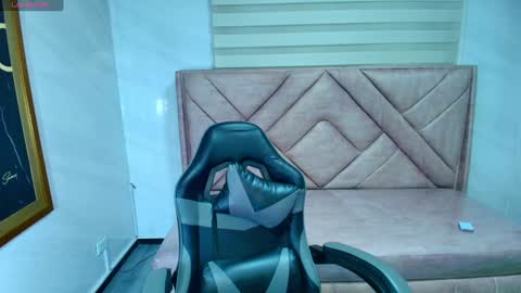 Dakotha  online show from 01.26.25