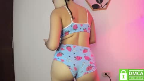 Snapshot of dalhila chatting on 11.02.25 D A L H I L A online show from 11.02.25