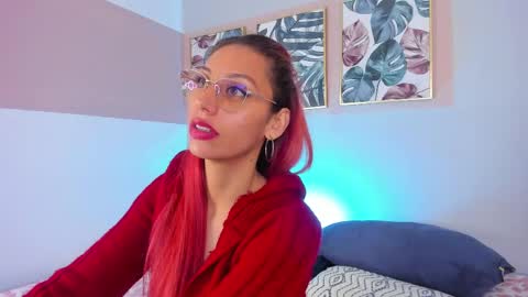 Snapshot of dalia_garrett chatting on 12.16.24 Dalia online show from 12.16.24