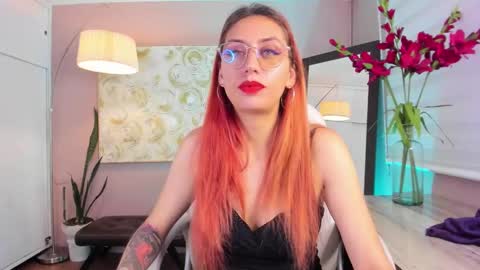 Snapshot of dalia_garrett chatting on 01.08.25 Dalia online show from 01.08.25