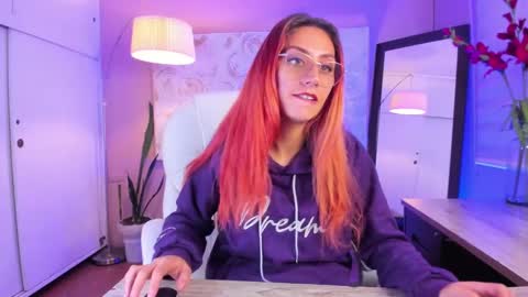 Snapshot of dalia_garrett chatting on 01.10.25 Dalia online show from 01.10.25