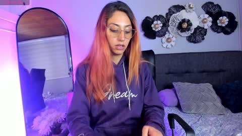 Snapshot of dalia_garrett chatting on 01.29.25 Dalia online show from 01.29.25