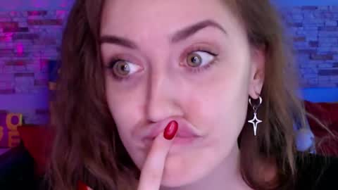 Dalia  online show from 04.28.26