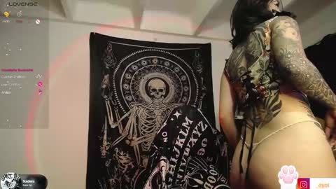 dalia_vorhees online show from 02.21.25