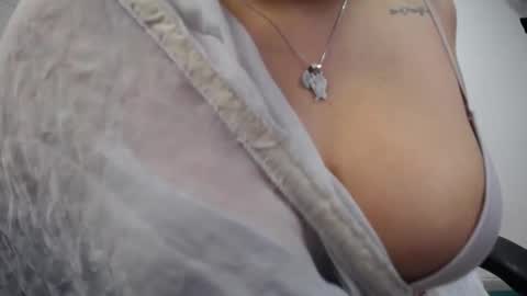 Snapshot of daliadubey chatting on 02.11.25 dalia dubey online show from 02.11.25