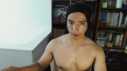 Snapshot of daliygala chatting on 03.03.25 JamesDali online show from 03.03.25
