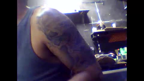 Snapshot of dallaslove23 chatting on 11.26.25 dallaslove23 online show from 11.26.25