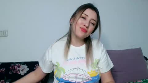 Snapshot of dalyana22 chatting on 04.26.26 Maria online show from 04.26.26