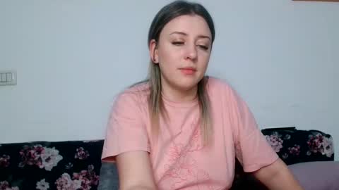 Snapshot of dalyana22 chatting on 05.05.26 Maria online show from 05.05.26