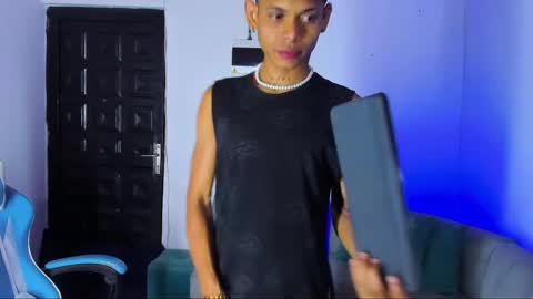 damar_felipe online show from 03.05.25