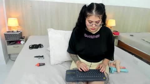 Snapshot of damaris_ponce chatting on 07.07.26 Damaris Ponce online show from 07.07.26