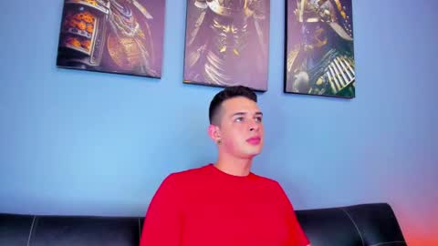 Snapshot of damian__oliver chatting on 01.18.25 Damian Oliver online show from 01.18.25