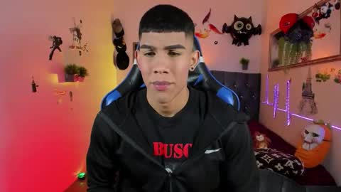 Damian online show from 11.03.25