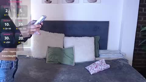 Snapshot of damian_n_lissa chatting on 12.04.25 damian_n_lissa online show from 12.04.25