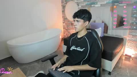 Snapshot of damian_tay chatting on 05.12.26 damian_tay online show from 05.12.26