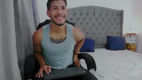 instagram damiannreed. online show from 11.27.25