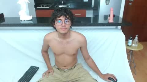 Damiano online show from 12.31.24