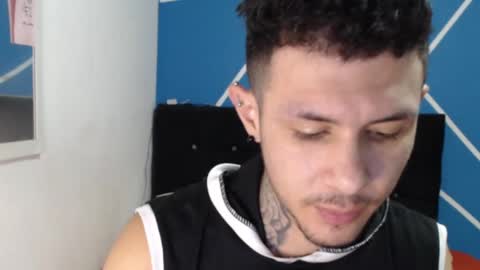 damiansexyboy69 online show from 11.14.25