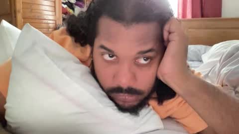 Snapshot of damien0715 chatting on 11.08.25 Dams Evans online show from 11.08.25