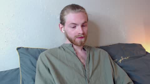 Snapshot of damien_diamond chatting on 01.27.25 damien_diamond online show from 01.27.25