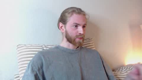 Snapshot of damien_diamond chatting on 03.12.25 damien_diamond online show from 03.12.25