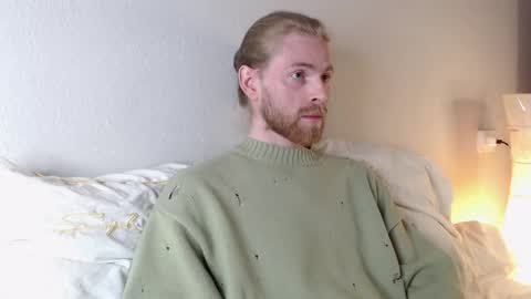 Snapshot of damien_diamond chatting on 10.16.25 damien_diamond online show from 10.16.25