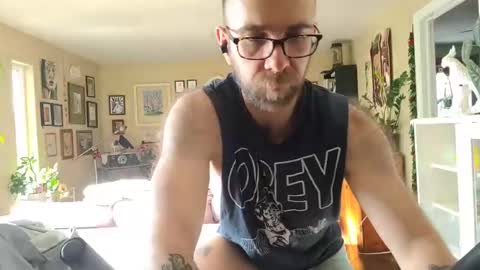 Snapshot of damien_mace chatting on 02.07.25 damien_mace online show from 02.07.25