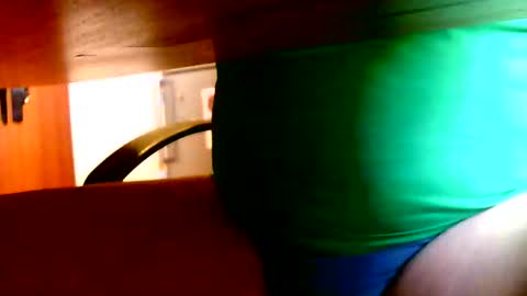 Snapshot of dammerl6 chatting on 10.27.25 Dammerl online show from 10.27.25