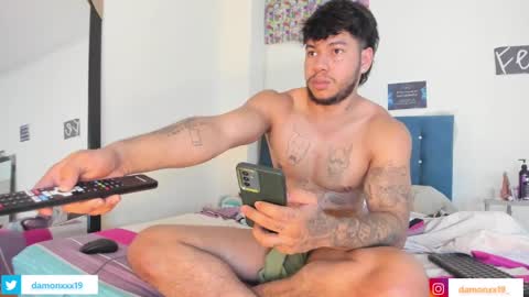 Snapshot of damonxxx1 chatting on 01.31.25 Damon online show from 01.31.25