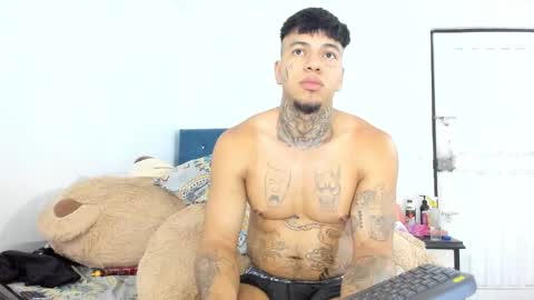 Snapshot of damonxxx1 chatting on 10.16.25 Damon online show from 10.16.25