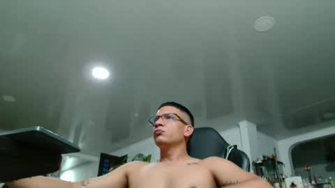 damyan_2003 online show from 03.10.26