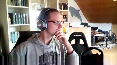 Dan Snow online show from 11.17.25