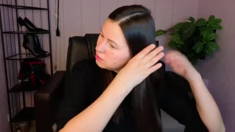 Dana Dom online show from 03.16.26