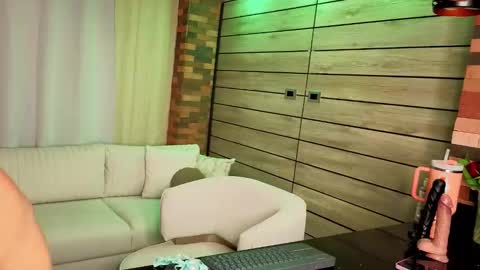 Danna  online show from 02.22.26